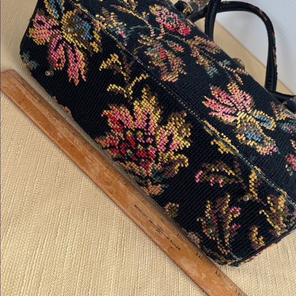 Vintage Black Needlepoint Carpetbag Pocketbook Purse - Picture 6 of 10